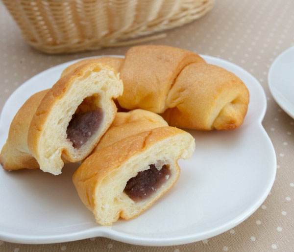 美味しそうなコモパン クロワッサン こしあん
