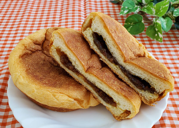 ずっとおいしい!コモパンカレーパン