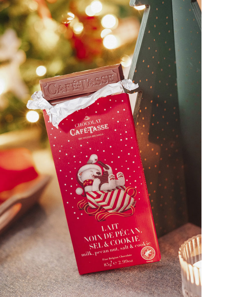 クリスマスパッケージのカフェタッセ